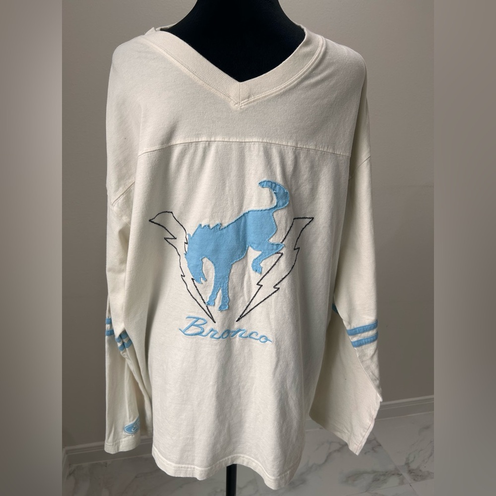 Pacsun Cream and Blue Ford Bronco Graphic Varsity Shirt, Size M - Picture 3 of 6